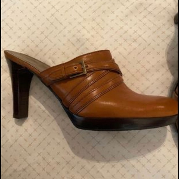 Enzo Angiolini Clog Style Heels - 8.5M - Picture 1 of 5